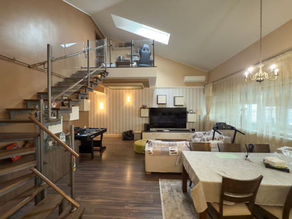 Care este mobila care trebuie să se afle în livingul unei case