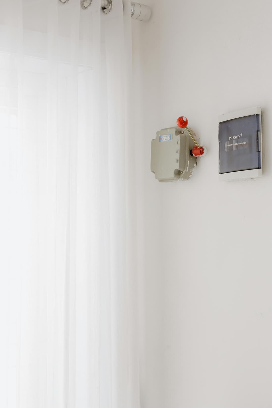 Cum să montezi un sistem simplu de drenaj în curte